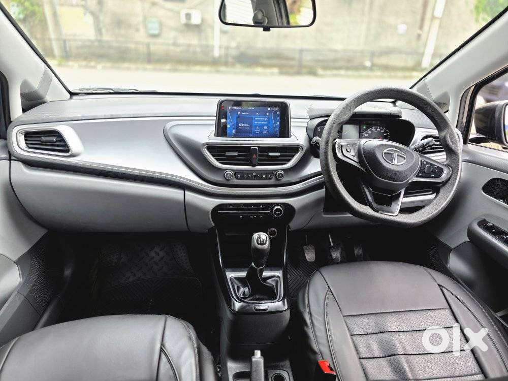 Tata Altroz 1.2 Xt, 2020, Petrol
