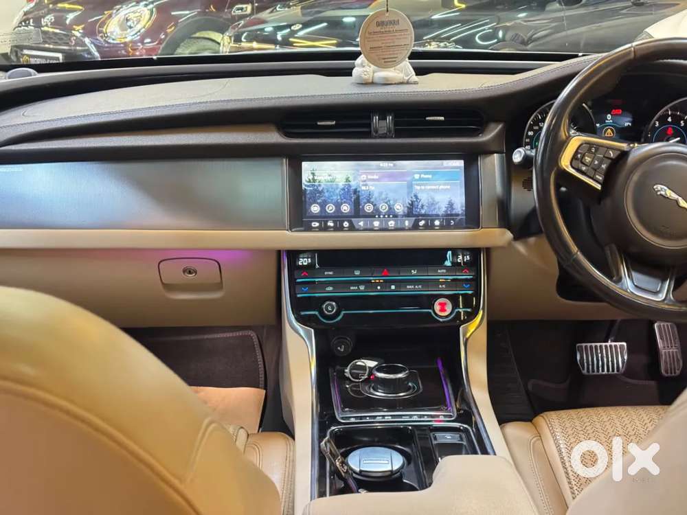 Jaguar Xf, 2019, Petrol