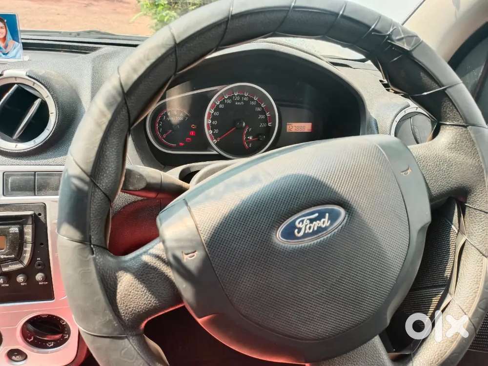 Ford Figo Trend 2012