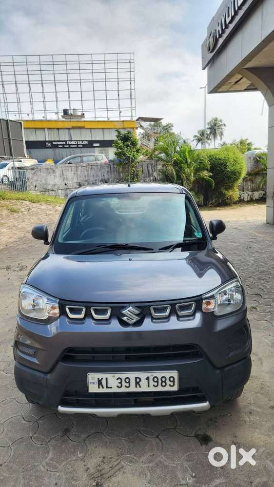 Maruti Suzuki S-presso Vxi At, 2020