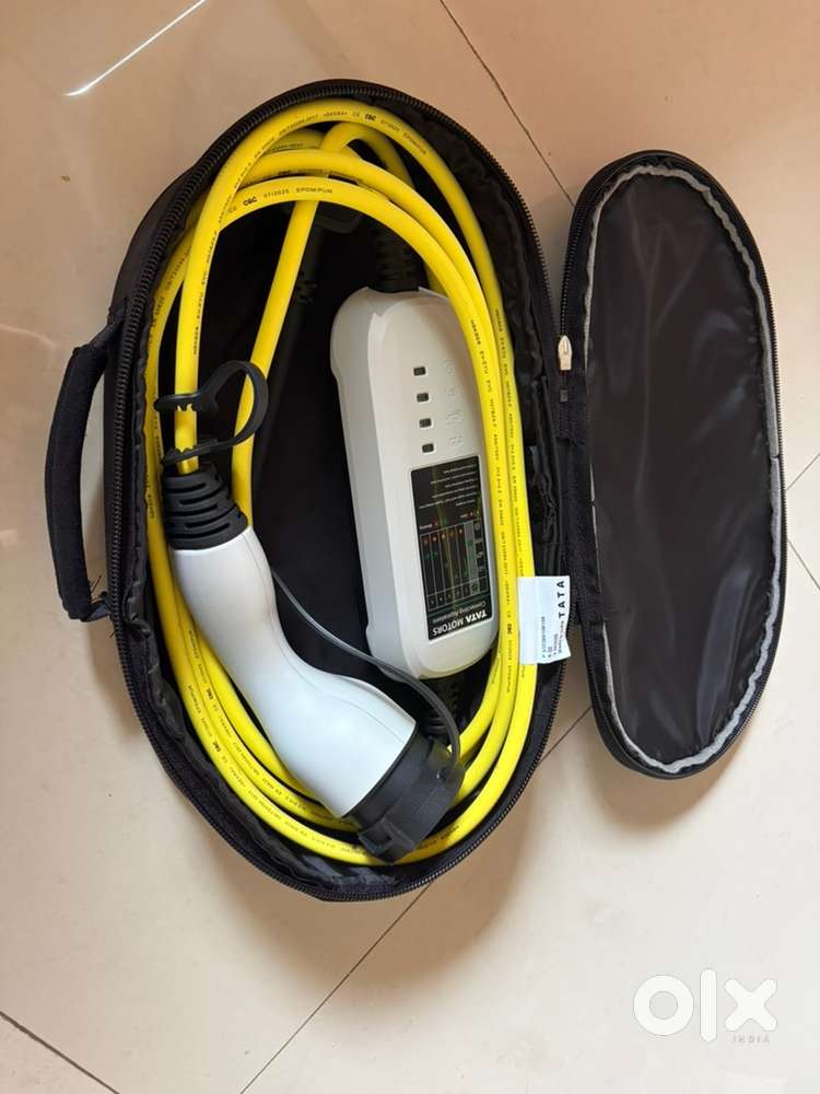 Ev car charger tata original brand new unused - Photo 2