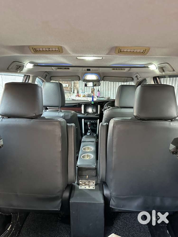 Toyota Innova Crysta 2016 Diesel Manual