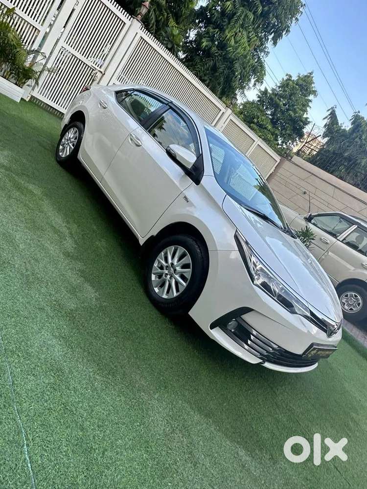 Toyota Corolla Altis 1.8g Limited, 2018, Petrol