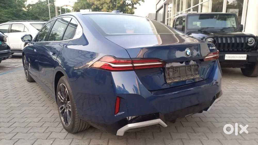 Bmw 5 Series, 2026, Petrol