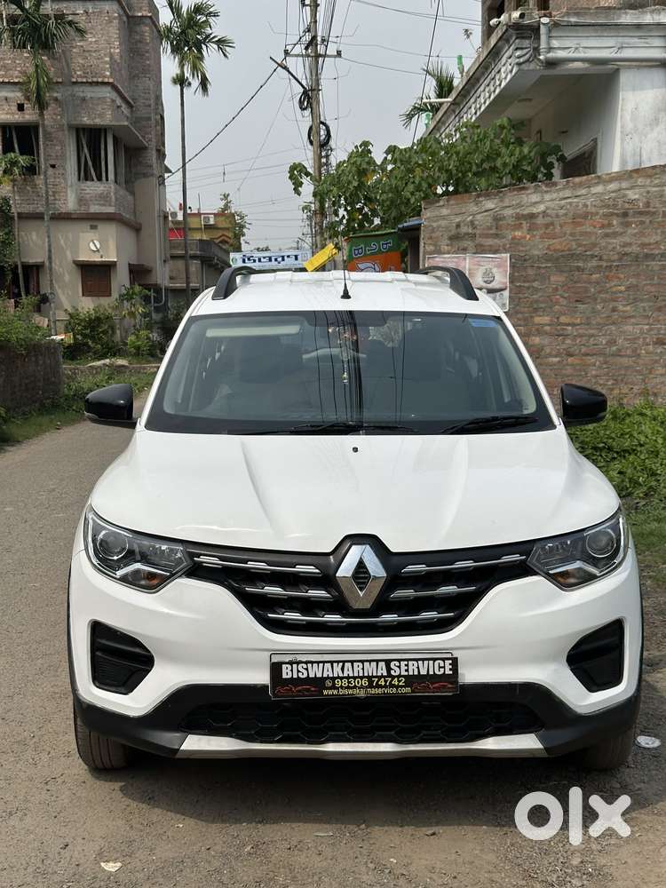 Renault Triber Rxt, 2023, Petrol