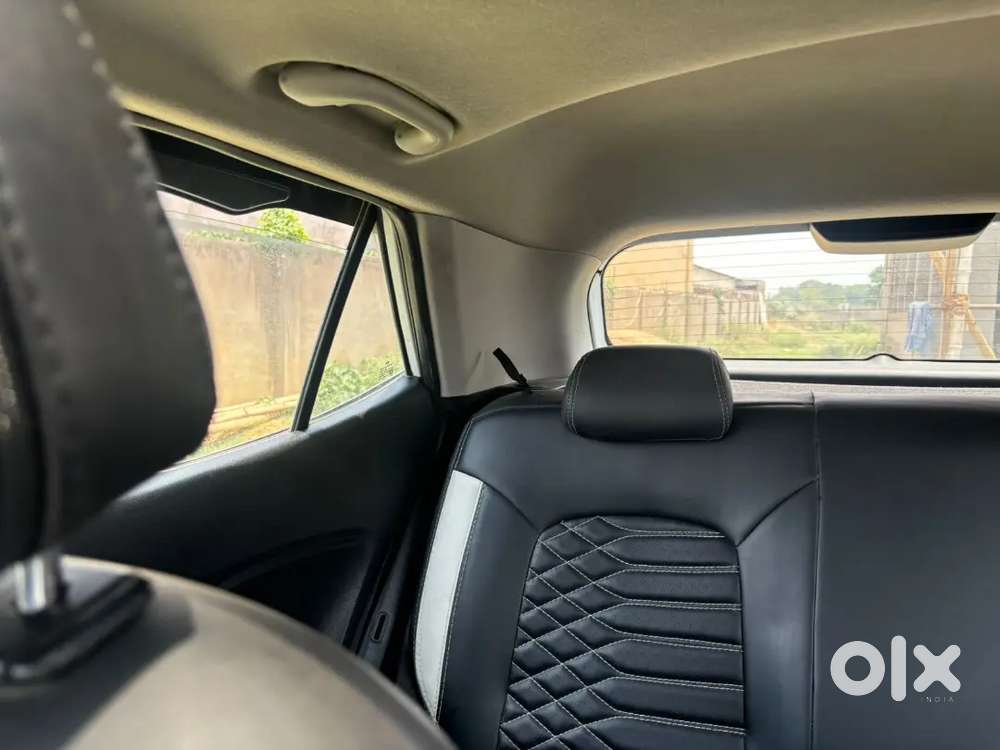 Hyundai Venue 2020 Diese Sunroof Top Module  89000 Km Driven