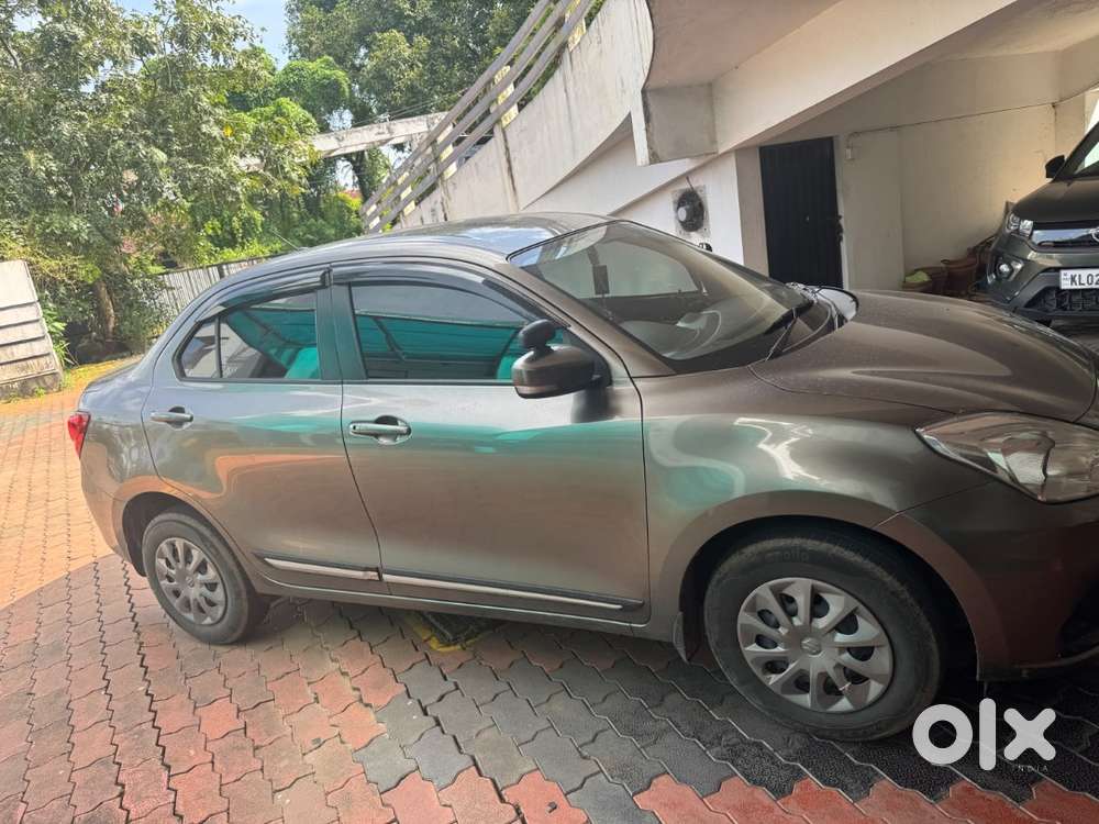 Maruti Suzuki Dzire 2022 Petrol Well Maintained