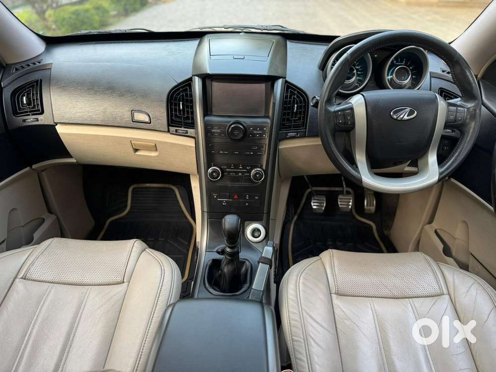 Mahindra Xuv500 2.2 W10 Sportz Edition Mt, 2018, Diesel