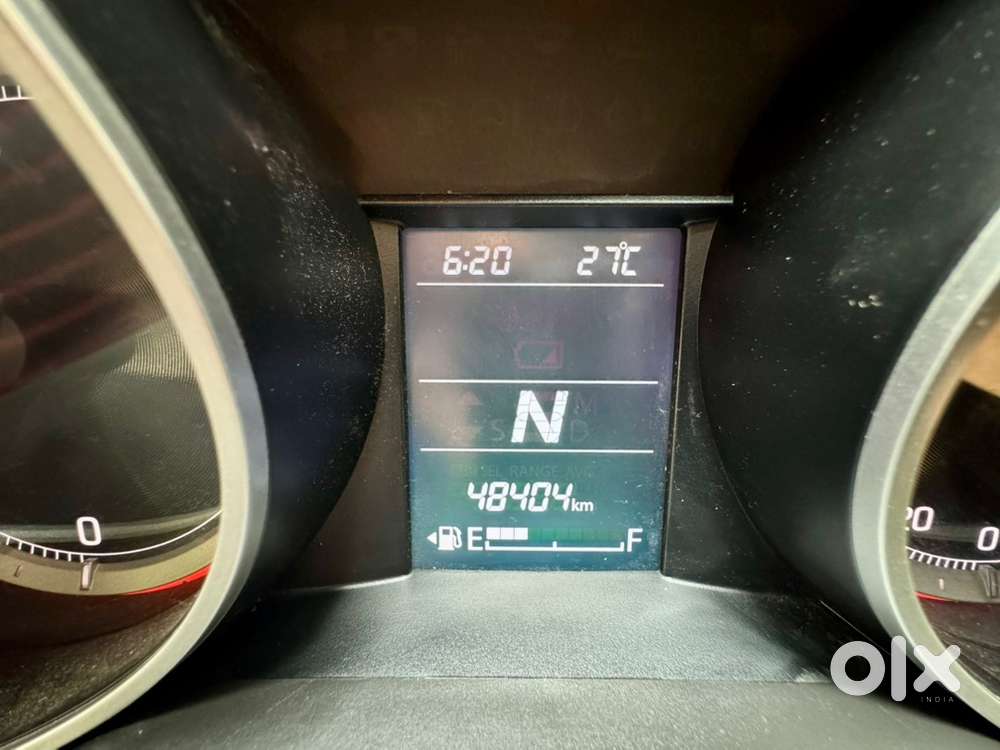 2020 Maruti Suzuki Swift Vxi Amt Petrol