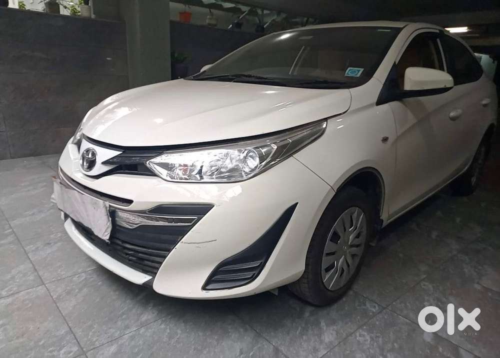 Toyota Yaris J Optional Cvt, 2021, Petrol