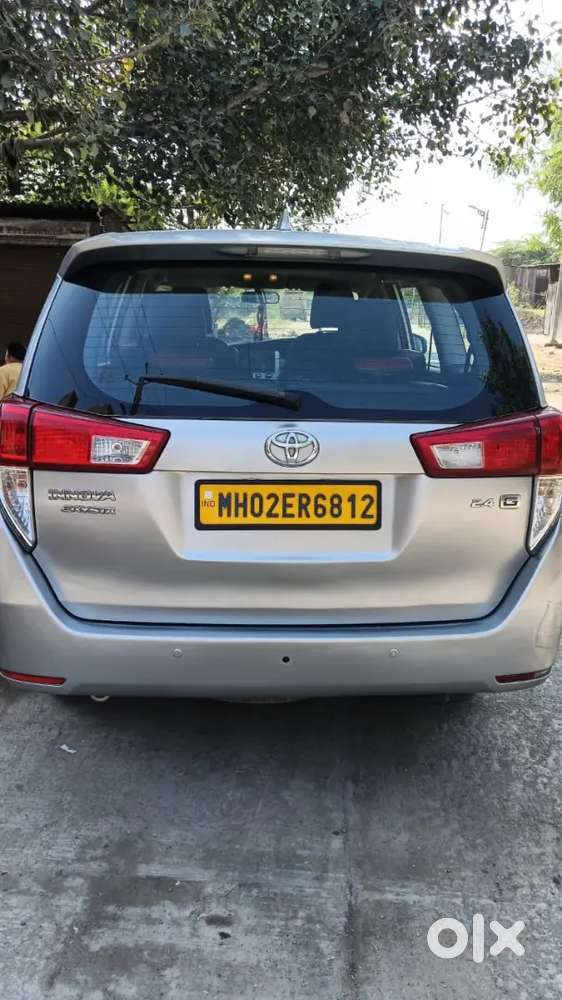 Toyota Innova Crysta 2018 Diesel 210000 Km Drive