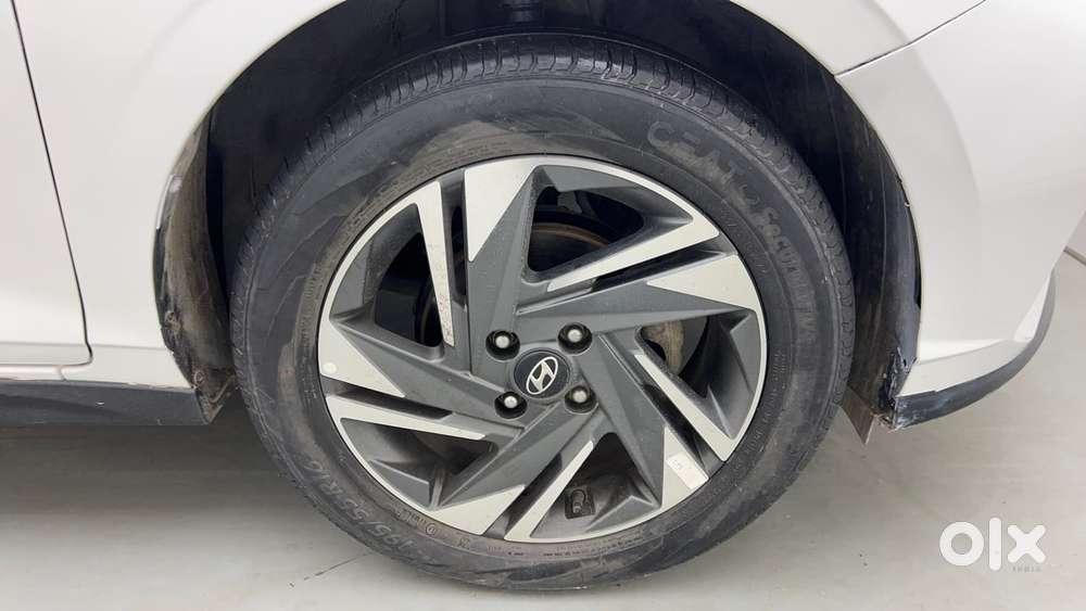 Hyundai I20 Asta (o) 1.2 Ivt, 2023, Petrol