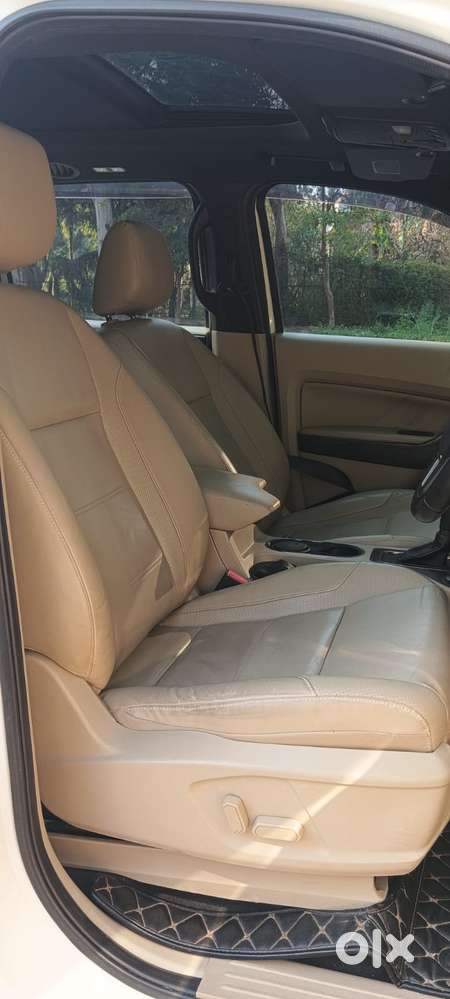 Ford Endeavour 3.2 Titanium At 4x4, 2017, Diesel