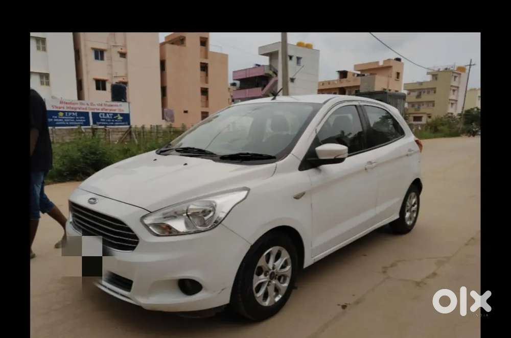 Ford Figo 2016 Petrol 830000 Km Driven