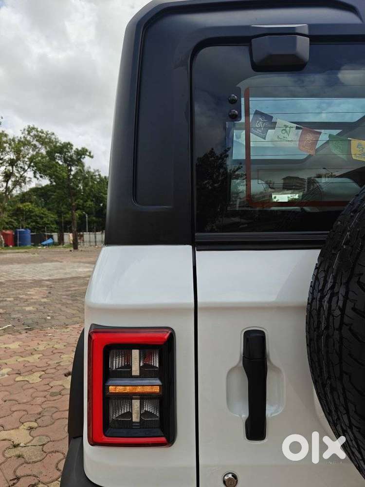 Mahindra Thar Roxx Ax7l Rwd At, 2025, Petrol