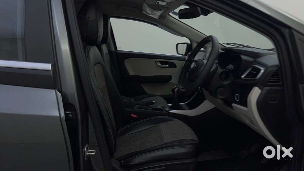 Tata Altroz Xz, 2024, Petrol