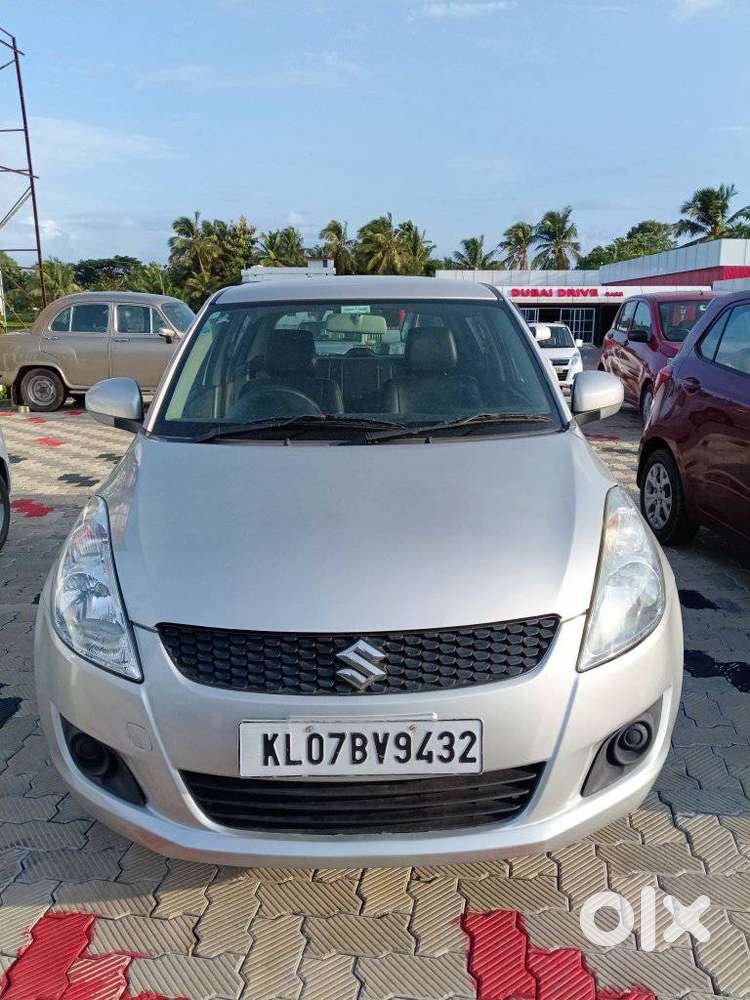 Maruti Suzuki Swift Lxi Optional-o, 2012, Petrol