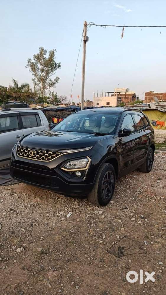 New Tata Safari Gold Xza+ Dark Edition