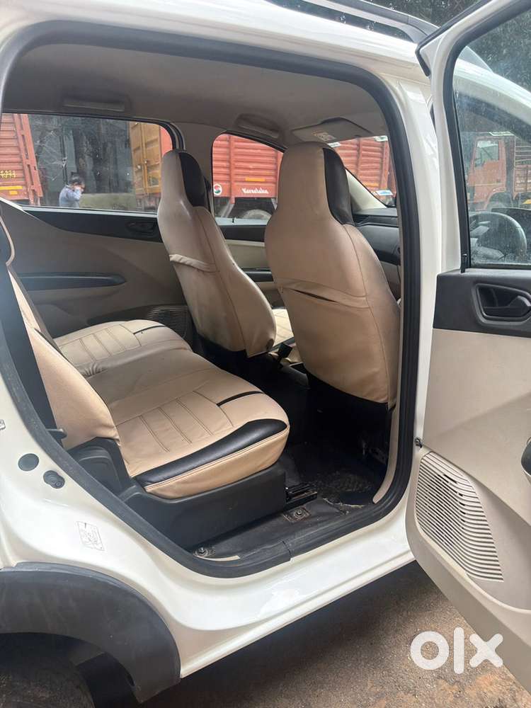 Renault Triber 2023 Petrol 130000 Km Driven
