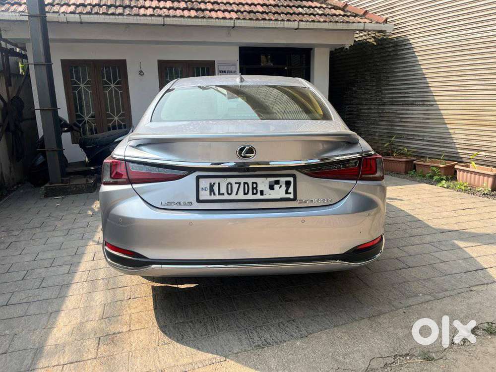 Lexus Es 300h, 2023, Petrol