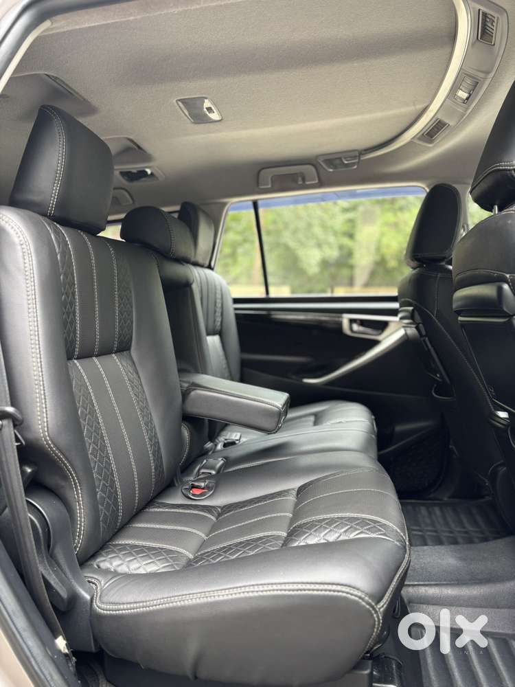 Toyota Innova Crysta 2.4 V 8 Str, 2018, Diesel