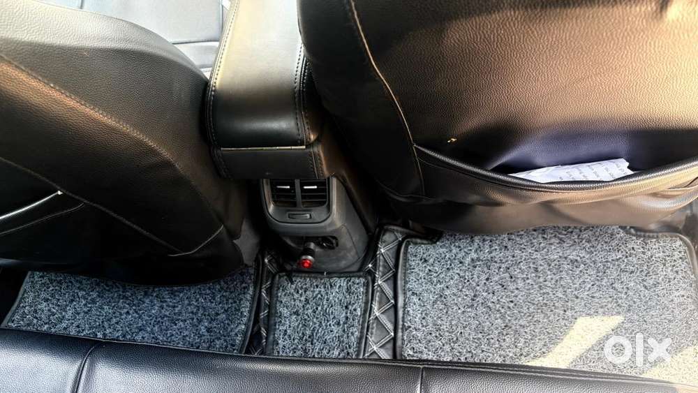 Hyundai Petrol Manual 2023