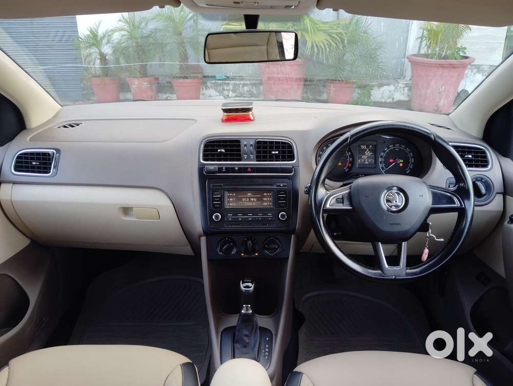 Skoda Rapid 2013-2016 1.5 Tdi At Ambition With Alloy Wheel, 2015, Di..