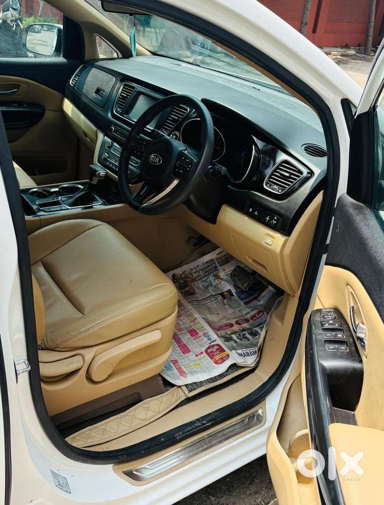 Kia Carnival Prestige, 2023, Diesel