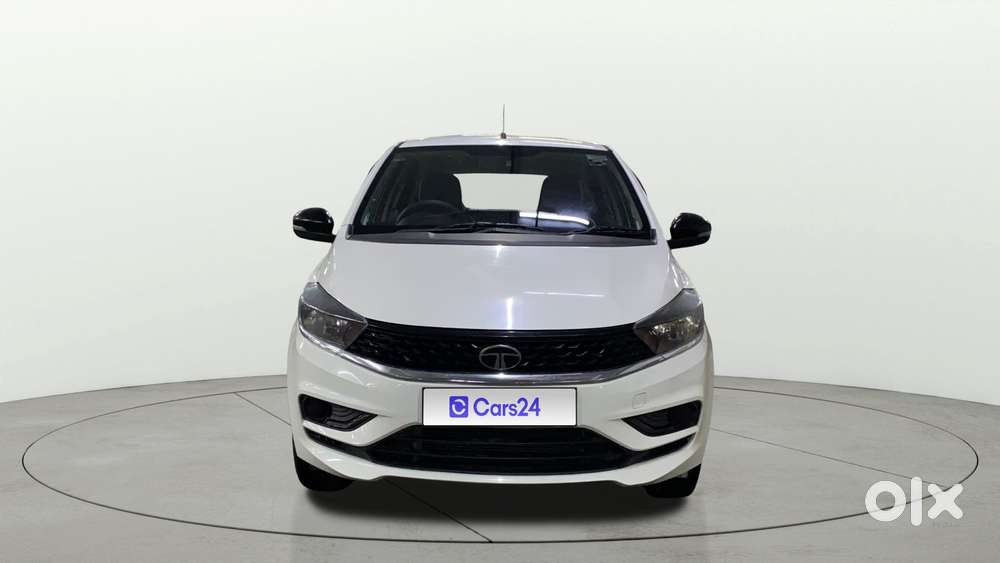 Tata Tiago 1.2 Revotron Xta, 2024, Petrol