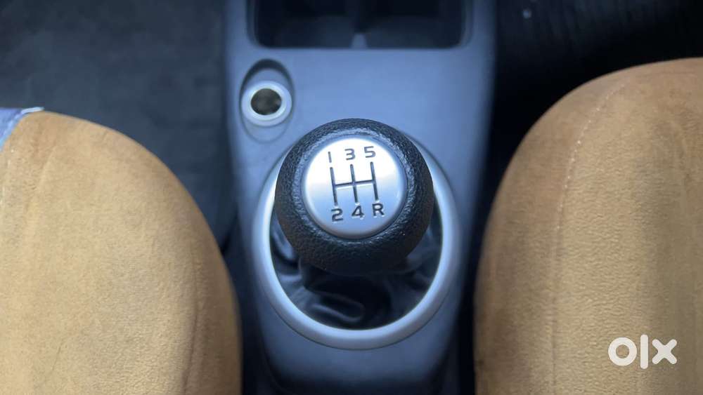 Maruti Suzuki Swift 2004-2010 Zxi Bsiv, 2011, Petrol