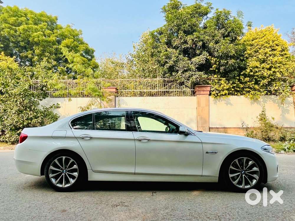 Bmw 5 Series 2.0 520i Luxury Line, 2016, Petrol