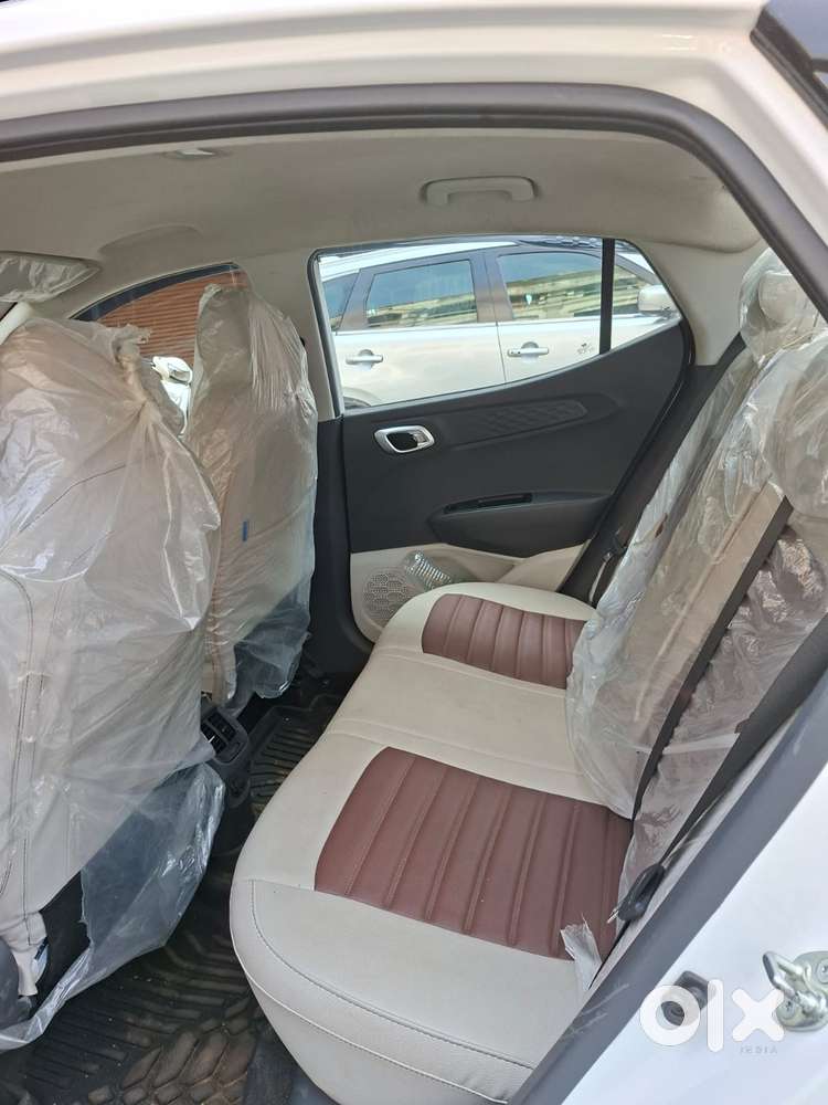 Hyundai Aura 1.2 Sx Cng, 2026, Cng & Hybrids