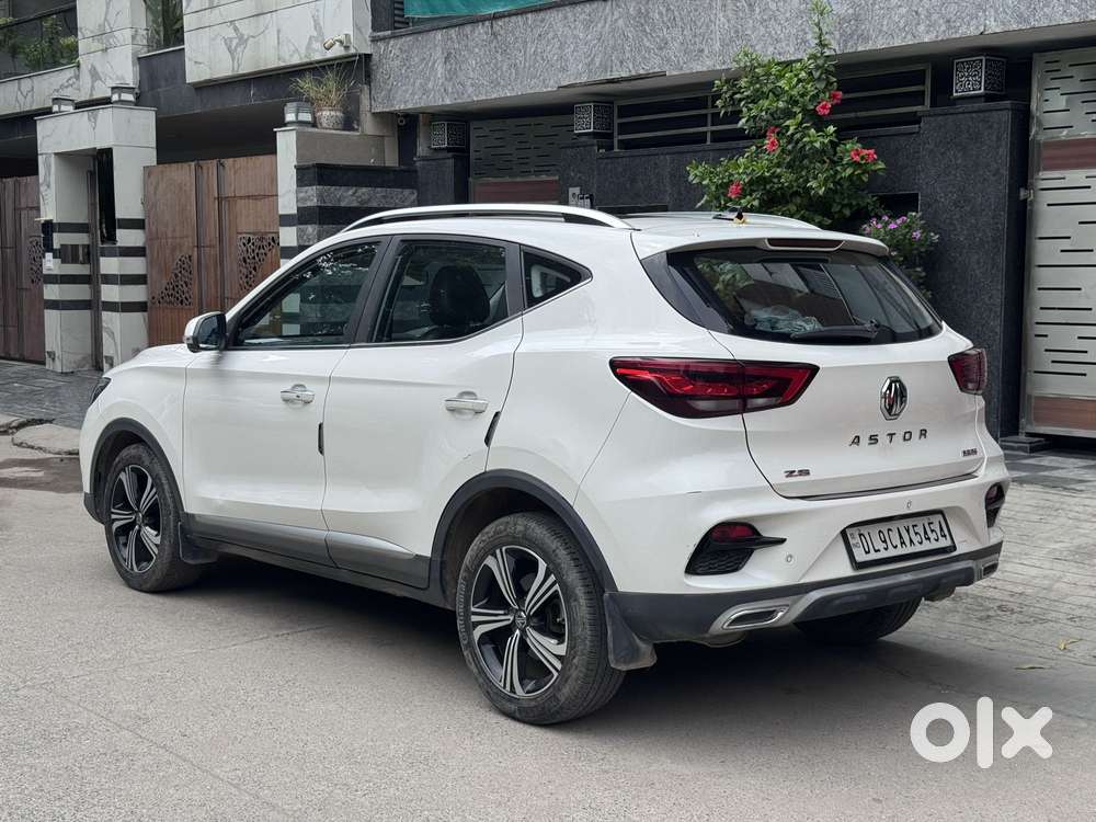 Mg Astor 1.5 Savvy Cvt S Red, 2021, Petrol
