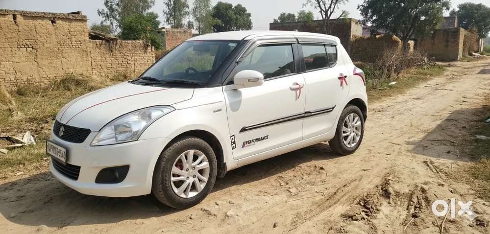 Maruti Suzuki Swift Zdi Allowheels 2013 Diesel 75000 Km Driven
