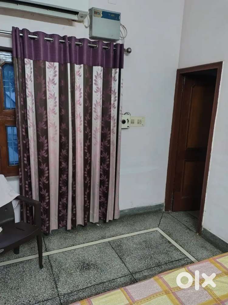 Curtain for windows
