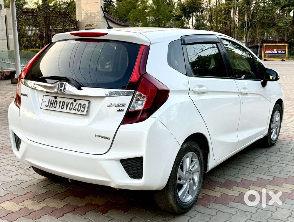 Honda Jazz V Mt Privilege, 2016, Petrol