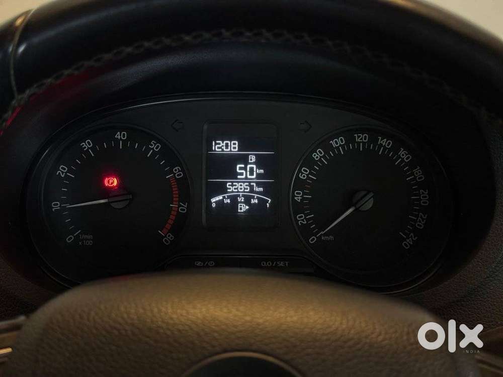 Skoda Rapid 1.6 Mpi Ambition, 2017, Petrol