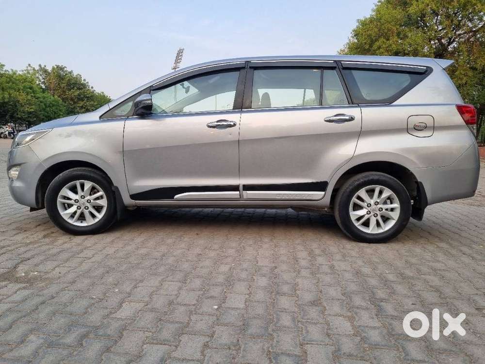 Toyota Innova Crysta 2.7 V, 2020, Petrol