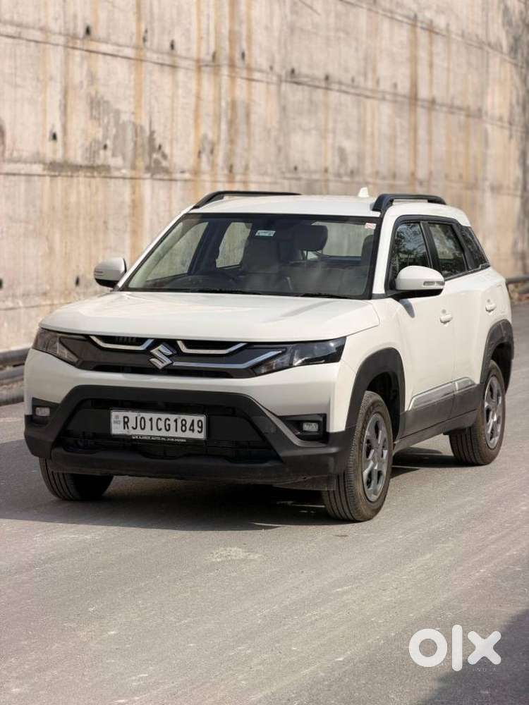 Maruti Suzuki Brezza 1.5 Lxi Smart Hybrid, 2025, Petrol