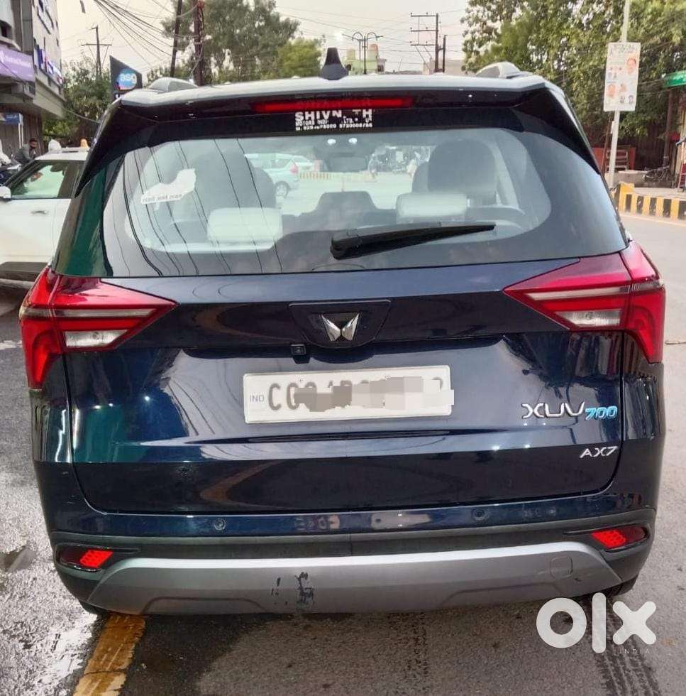 Mahindra Xuv700 2.0 Ax 7 Petrol At Str, 2023, Petrol