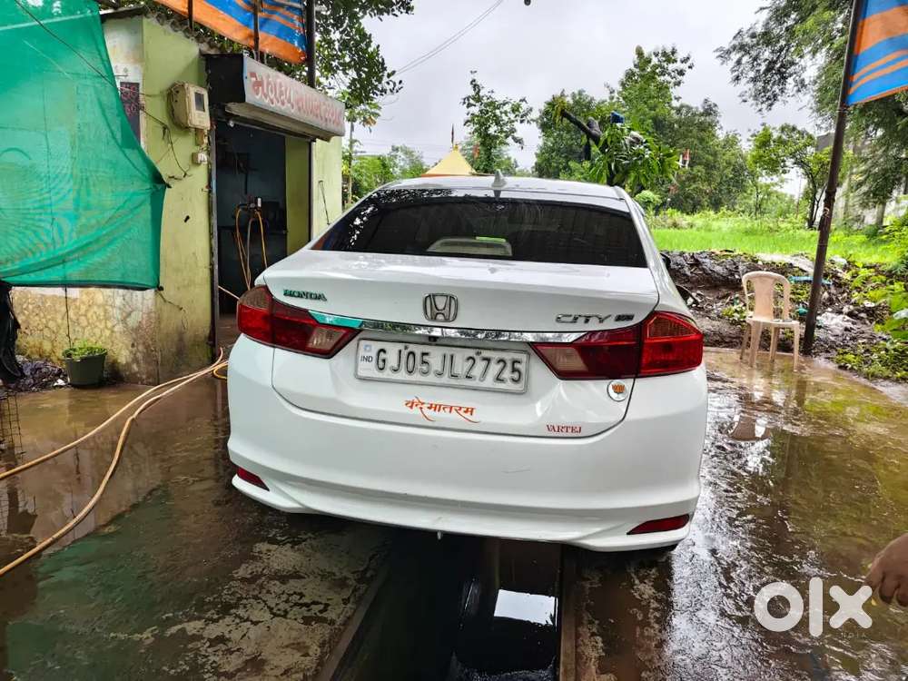 Honda City Vx Mt 2015 Full Insurance Sunroof New Tyre