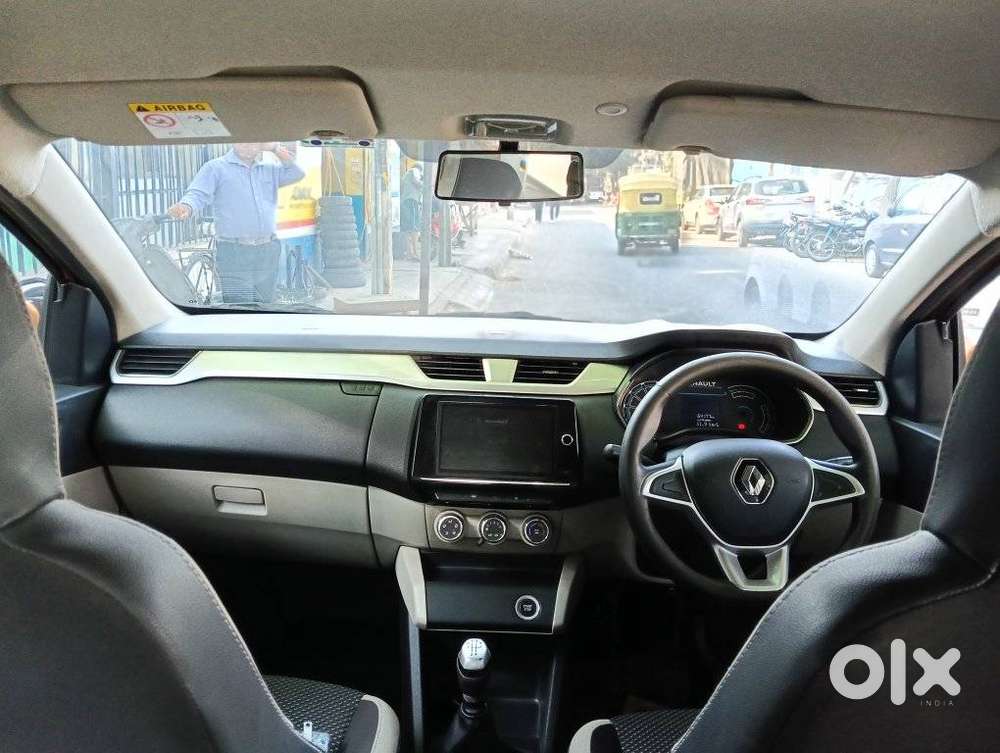 Renault Triber Rxz, 2019, Petrol