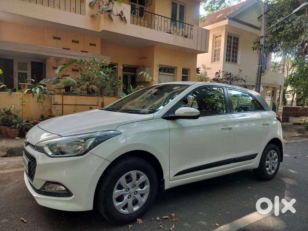 Hyundai Elite I20 Sportz (o) 1.2, 2014, Petrol