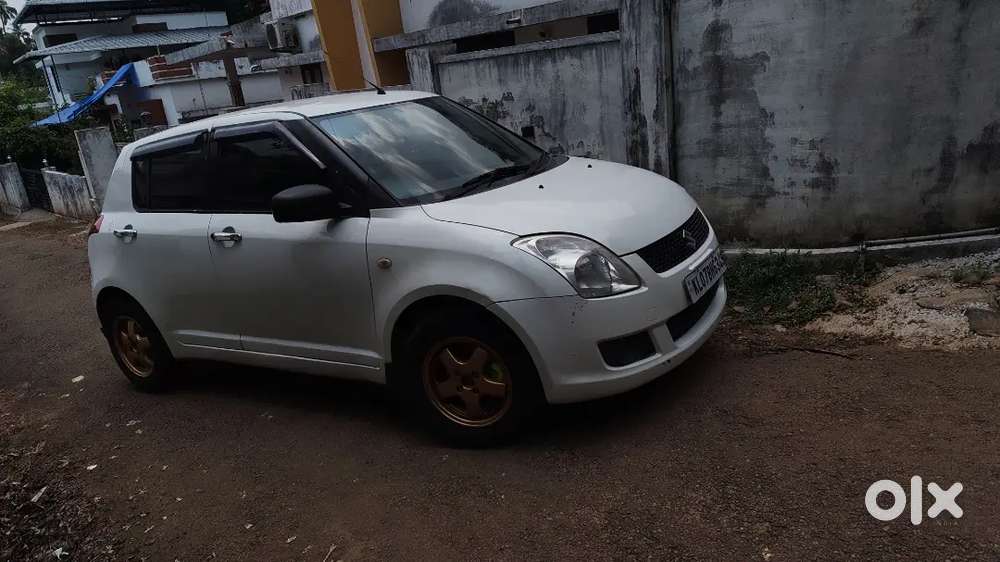 Maruti Suzuki Swift 2008 Petrol 97000 Km Driven