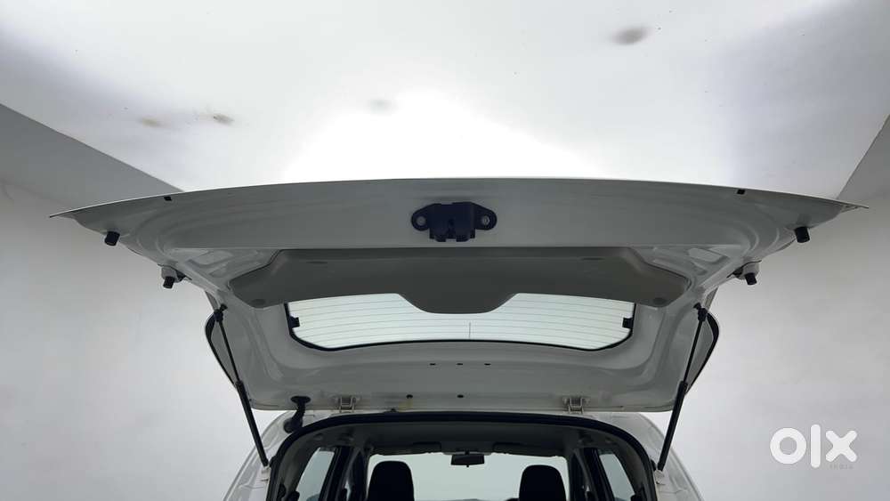 Renault Triber Rxz, 2020, Petrol
