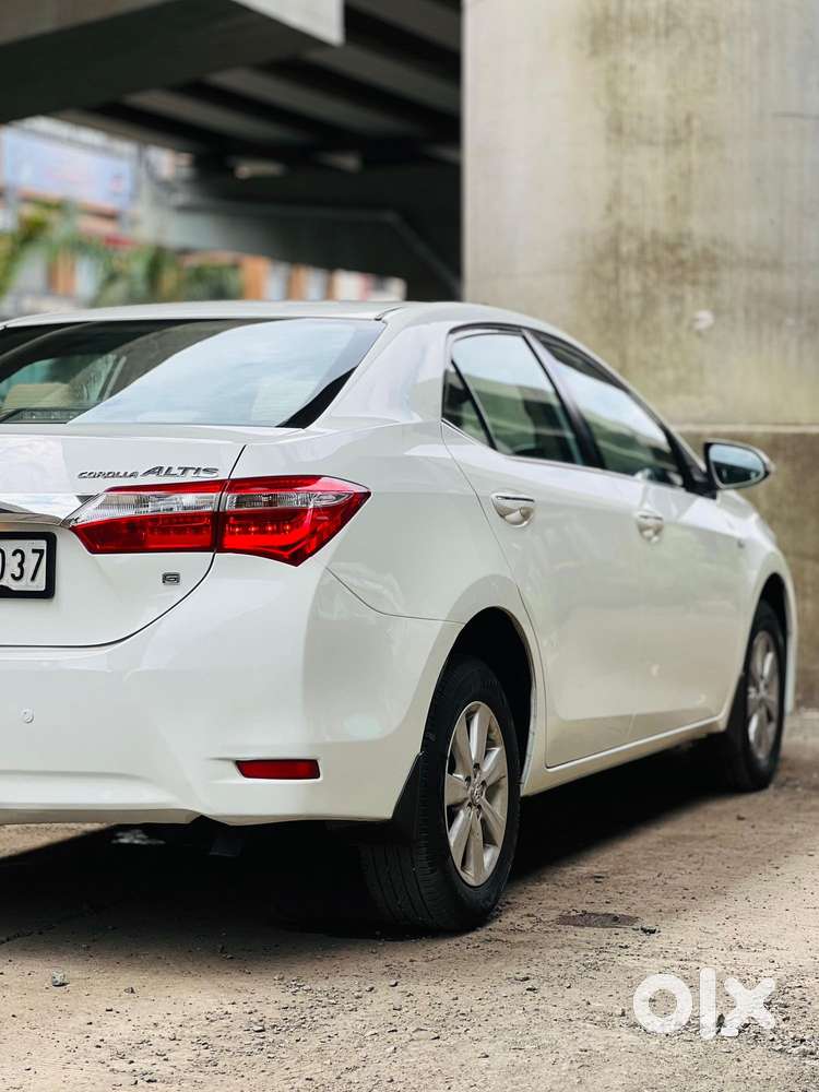 Toyota Corolla Altis G At, 2016, Petrol