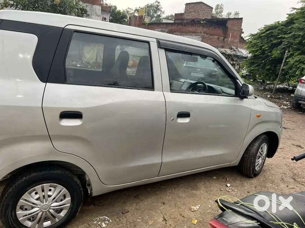 Up. 32 Tn      Taxi Parmat