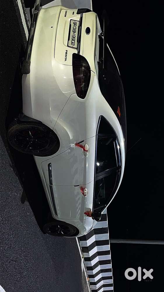 Ford Fiesta 1.5 Style 2012 Petrol
