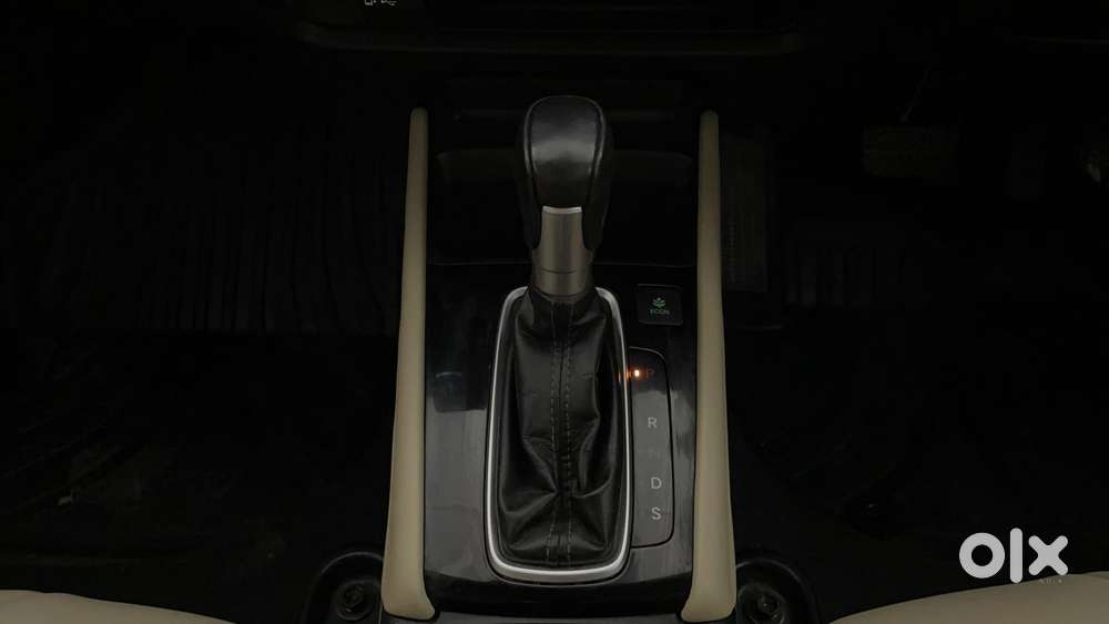 Honda City I-vtec Cvt Zx, 2020, Petrol