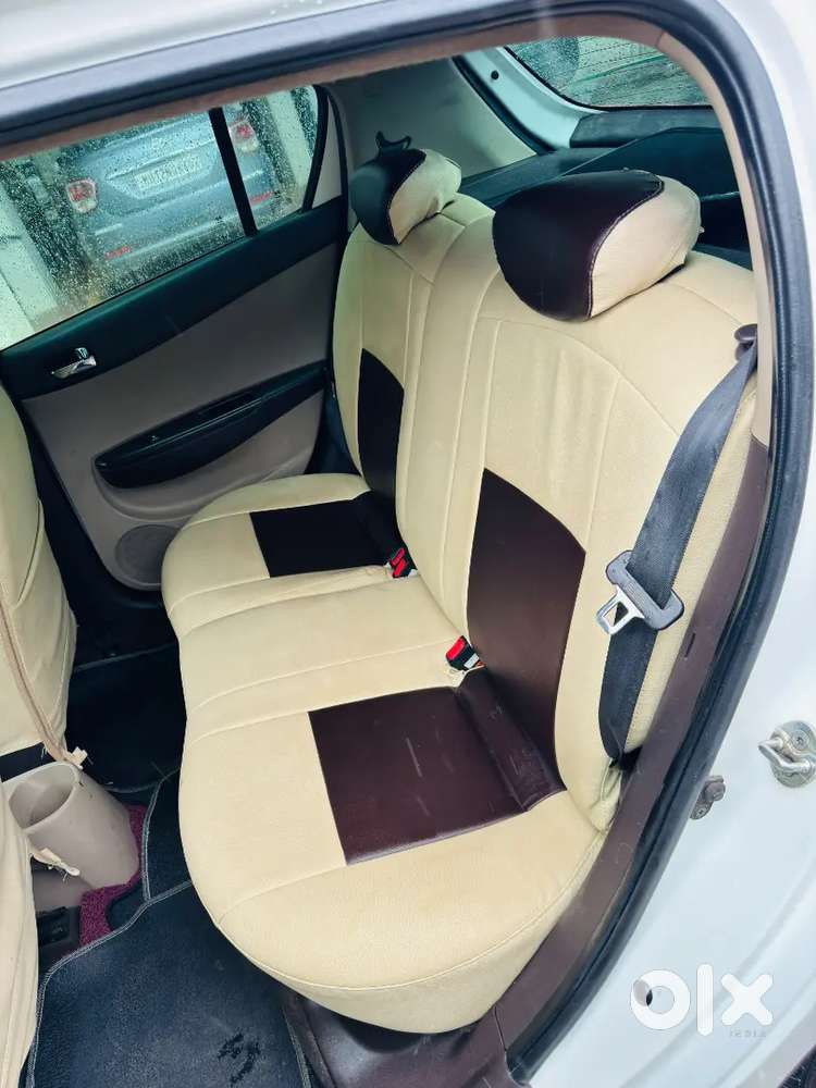 Hyundai I20 Sports Petrol Cng 2011 Insurance Valid 215000 Negotiable